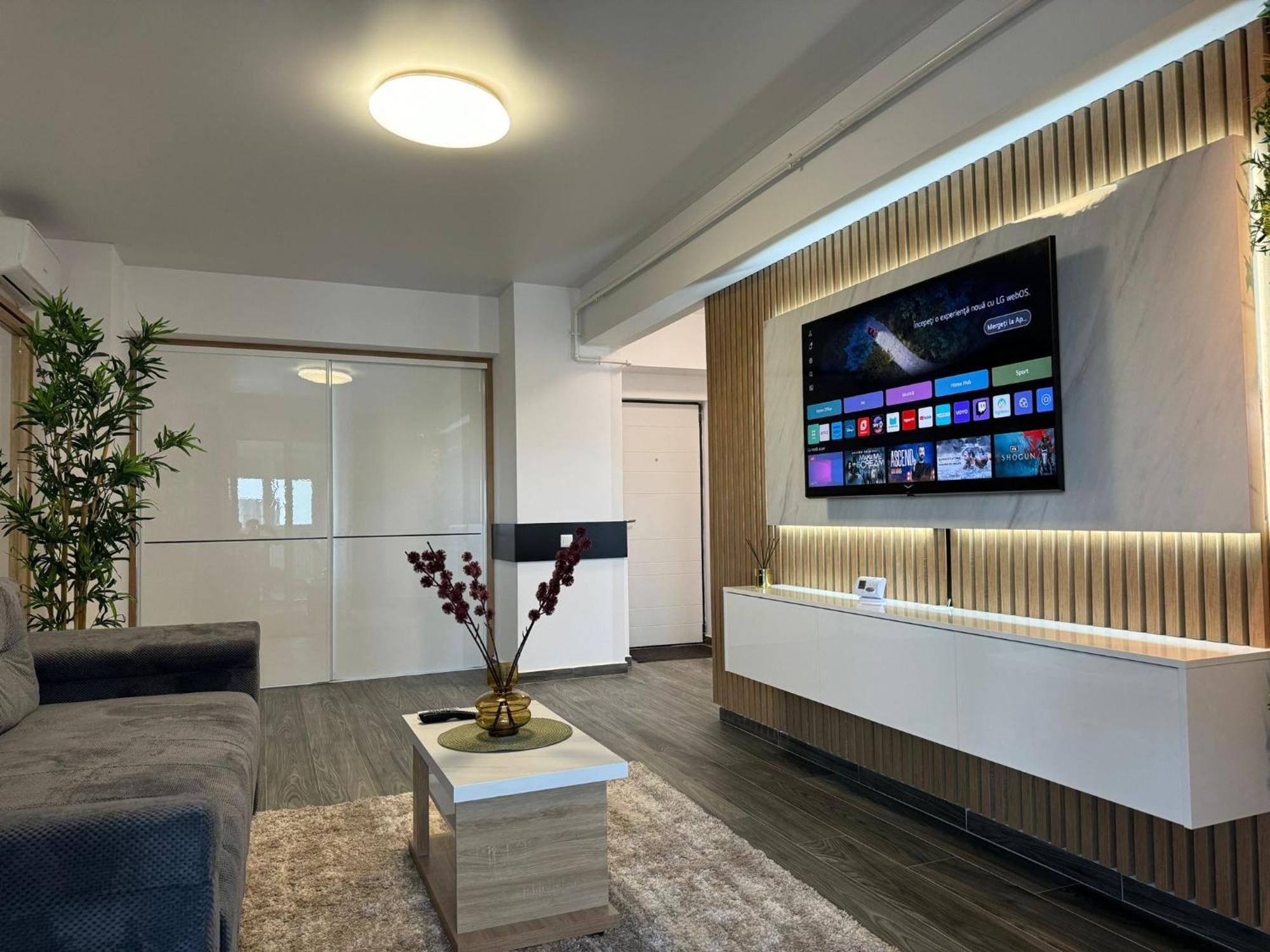 Luxury Glam Apartments Central Adress Bucuresti With Parking 外观 照片