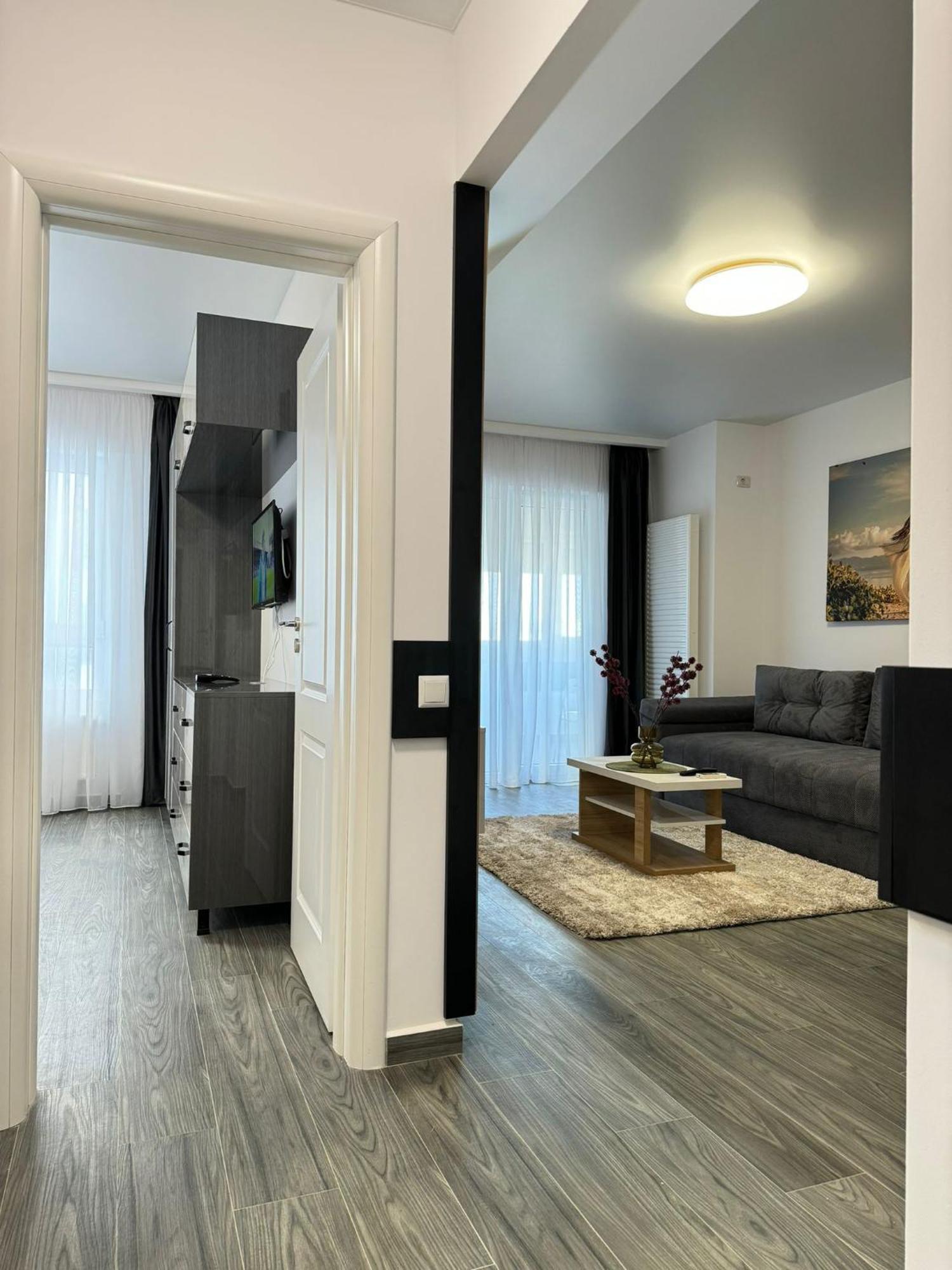 Luxury Glam Apartments Central Adress Bucuresti With Parking 外观 照片